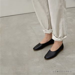 Everlane Italian Leather Day Glove Flat